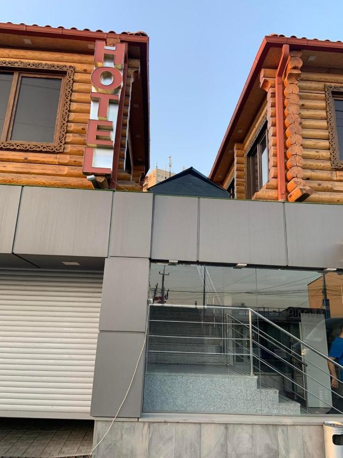 Tnak Hotel Erevan Exterior foto